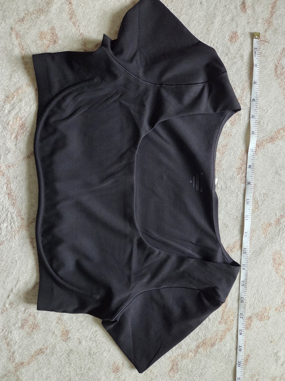 Athleta Black Scoop-Neck Short Sleeve Crop Top - Picture 5 of 6